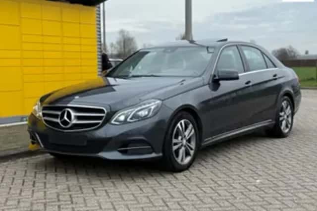 Mercedes-Benz E-Klasse (2013) thumbnail 1