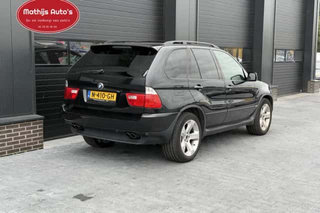 BMW X5 (2005) thumbnail 5