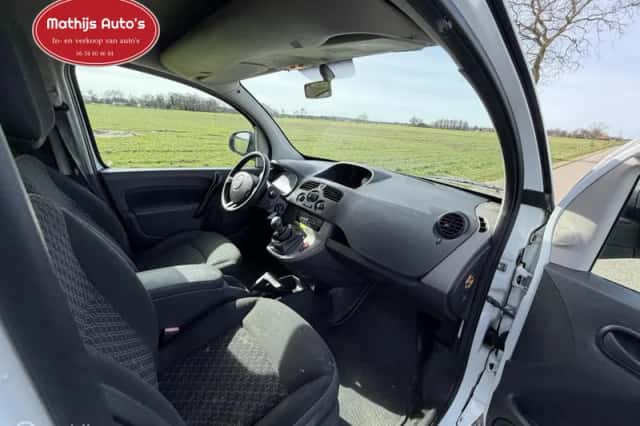 Renault Kangoo Express (2013) thumbnail 4