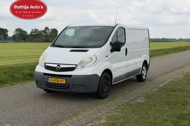 Opel Vivaro (2012) thumbnail 4