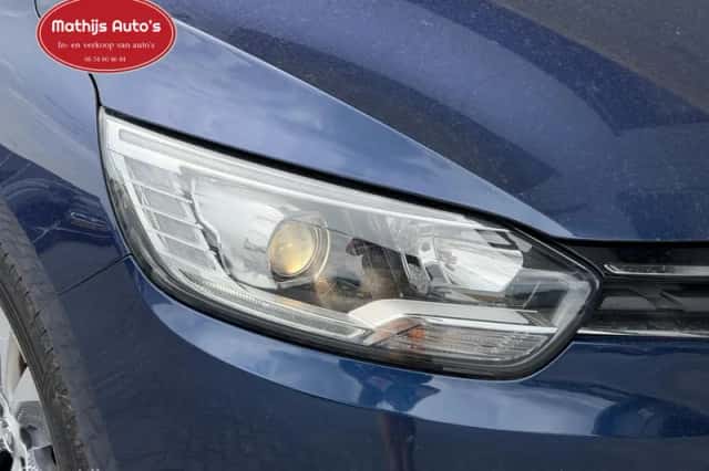 Renault Scénic (2018) thumbnail 5