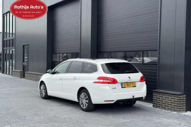 Peugeot 308 (2019) thumbnail 3