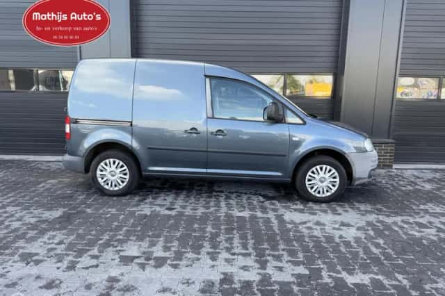 Volkswagen Caddy (2005) thumbnail 3