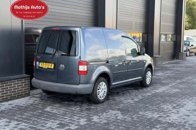 Volkswagen Caddy (2005) thumbnail 5