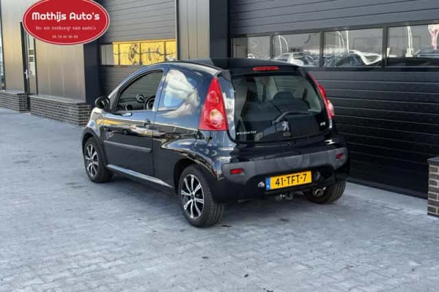 Peugeot 107 (2012) thumbnail 2