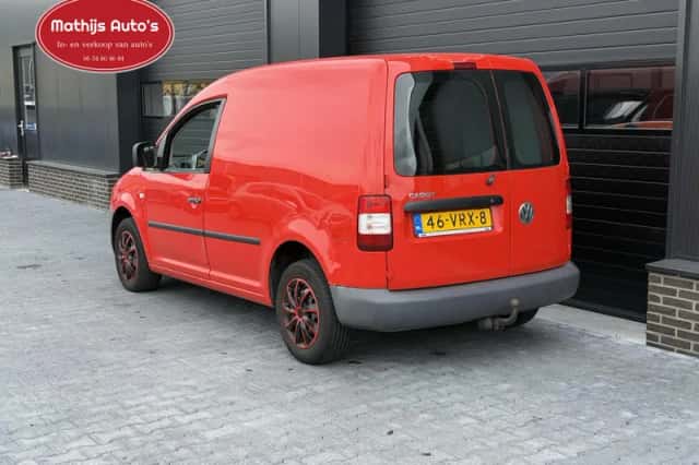 Volkswagen Caddy (2008) thumbnail 4