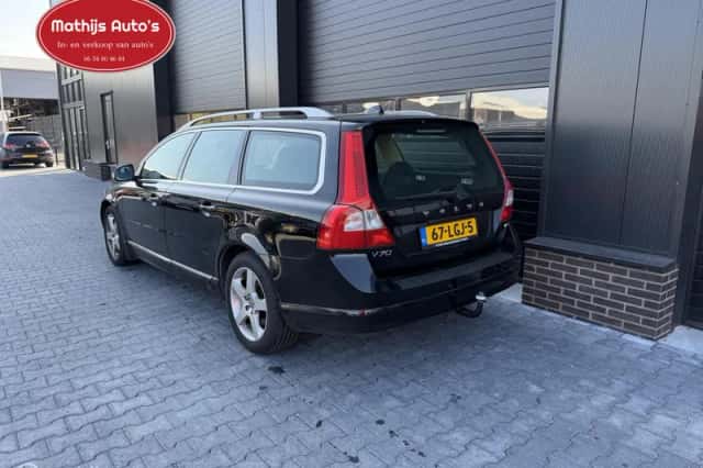 Volvo V70 (2008) thumbnail 3