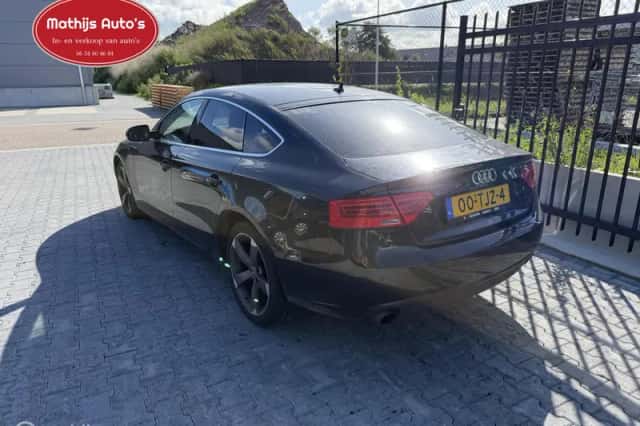 Audi A5 (2012) thumbnail 6