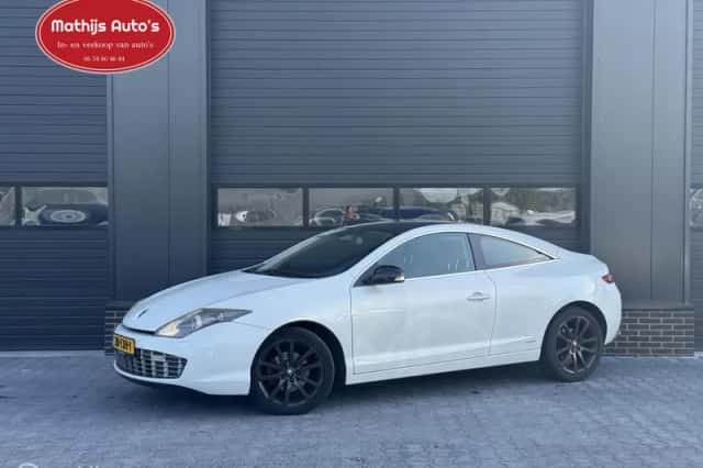 Renault Laguna (2012) thumbnail 1
