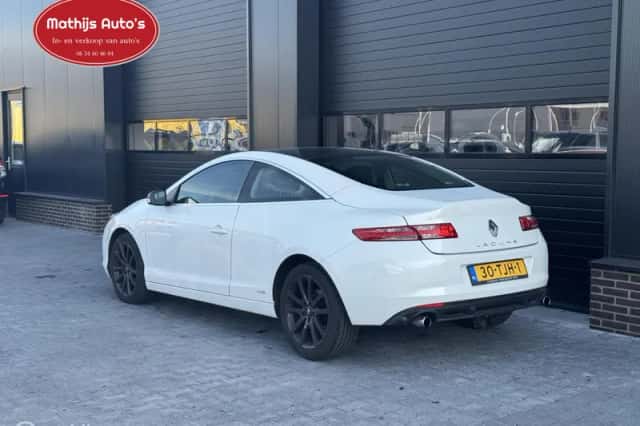 Renault Laguna (2012) thumbnail 4