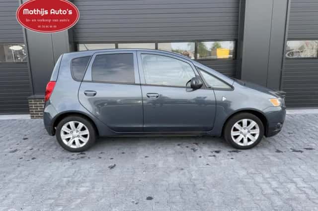Mitsubishi Colt (2012) thumbnail 4