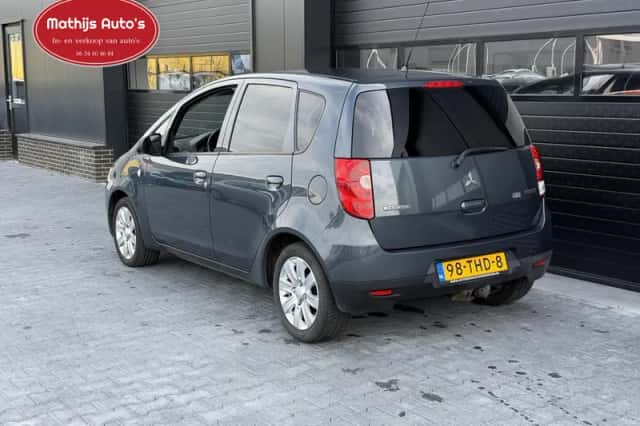 Mitsubishi Colt (2012) thumbnail 6