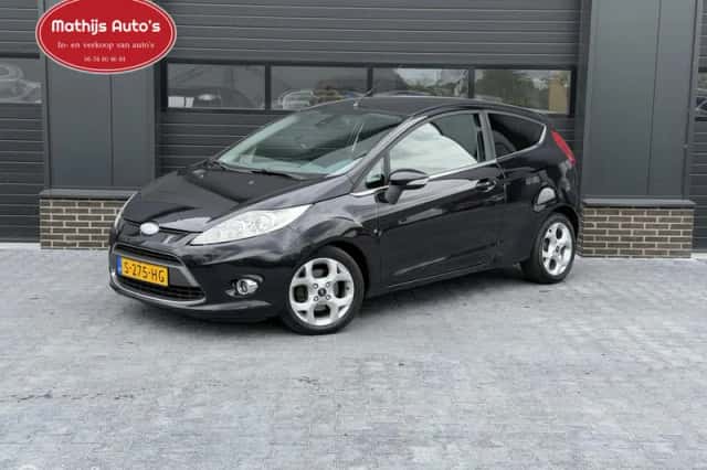 Ford Fiesta (2010) thumbnail 1