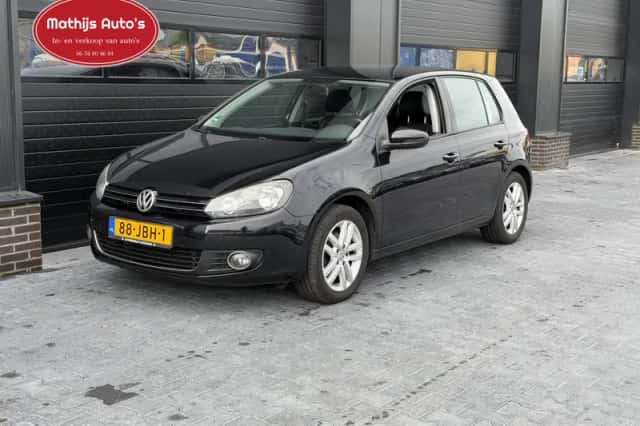 Volkswagen Golf (2009) thumbnail 3