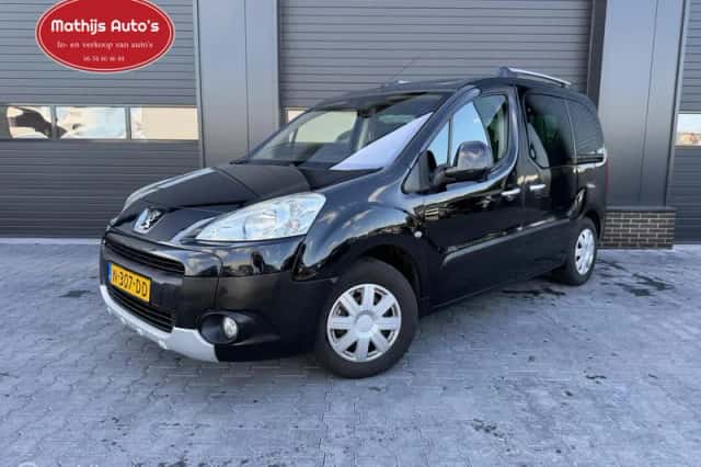 Peugeot Partner (2010) thumbnail 1