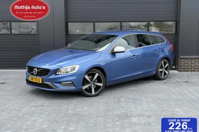 Volvo V60 (2018) thumbnail 1