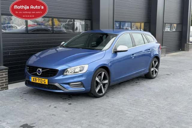 Volvo V60 (2018) thumbnail 4