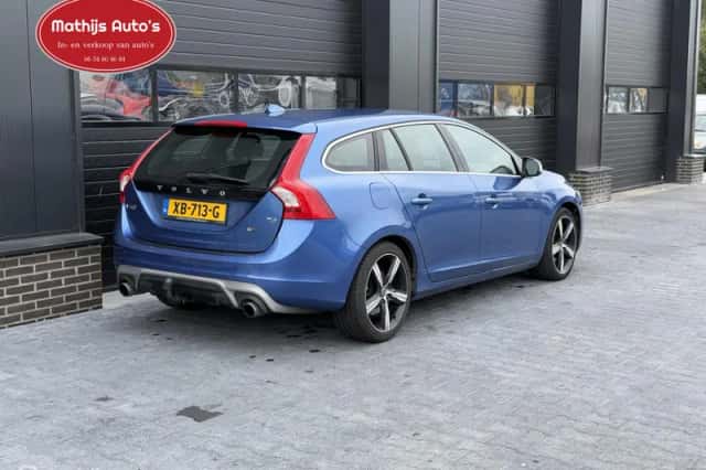 Volvo V60 (2018) thumbnail 6