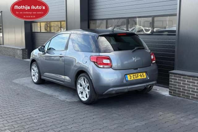 Citroën DS3 (2010) thumbnail 2
