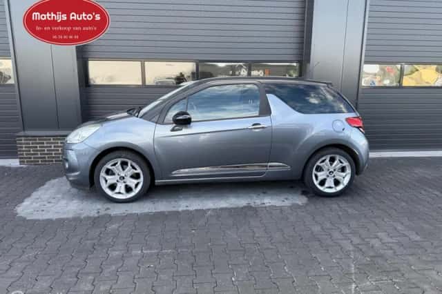 Citroën DS3 (2010) thumbnail 3