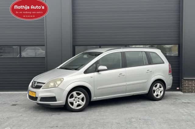 Opel Zafira (2006) thumbnail 1