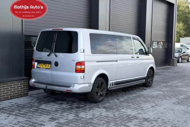 Volkswagen Transporter (2008) thumbnail 4