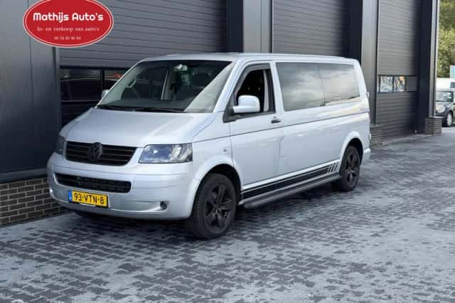 Volkswagen Transporter (2008) thumbnail 5