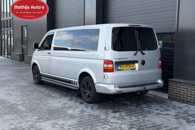 Volkswagen Transporter (2008) thumbnail 6