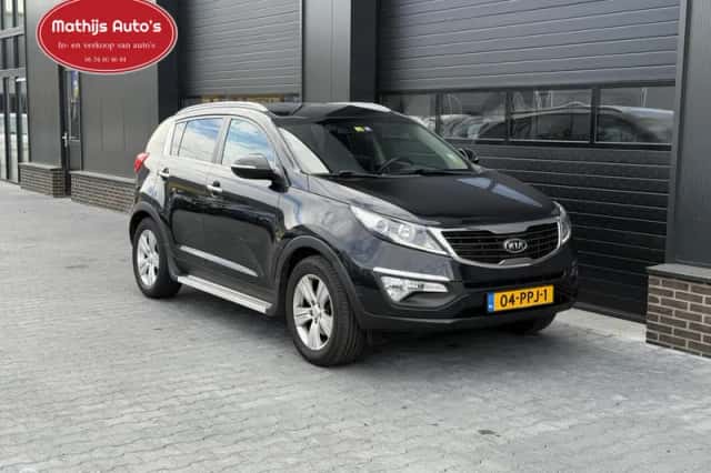 Kia Sportage (2011) thumbnail 6
