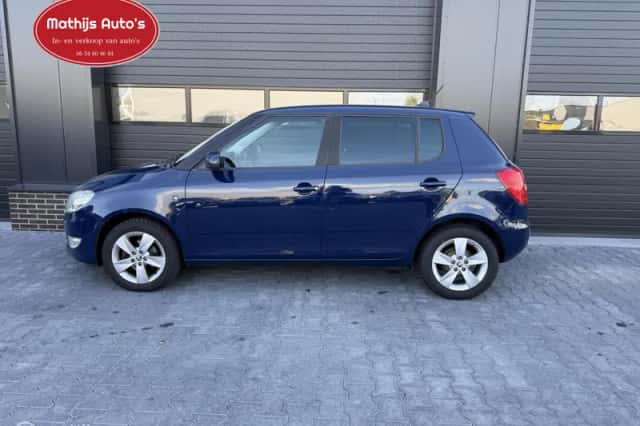Škoda Fabia (2014) thumbnail 2