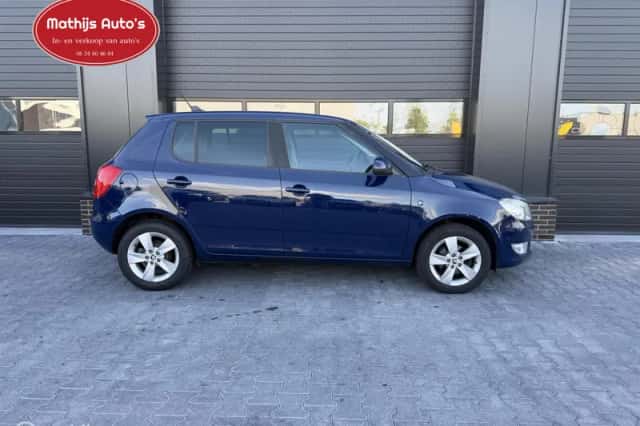 Škoda Fabia (2014) thumbnail 3