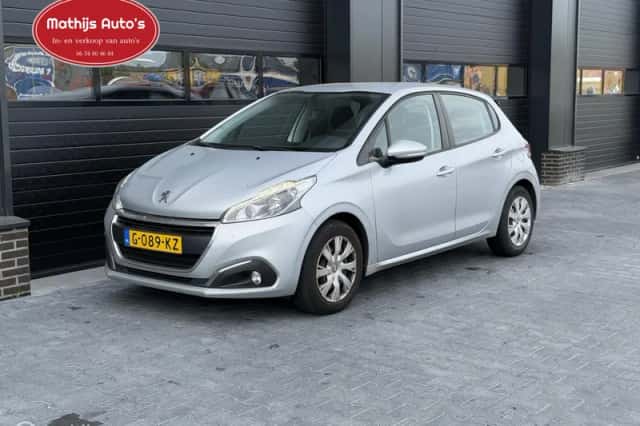 Peugeot 208 (2016) thumbnail 4