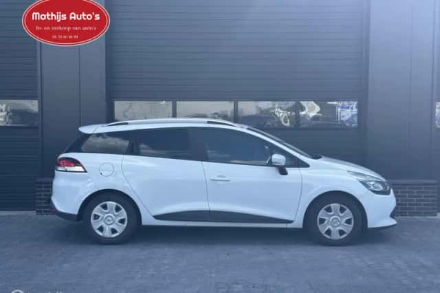 Renault Clio (2013) thumbnail 2
