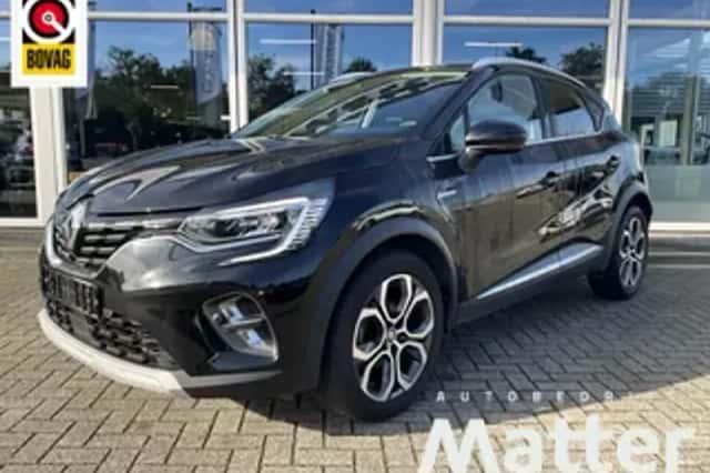 Renault Captur (2022) thumbnail 1