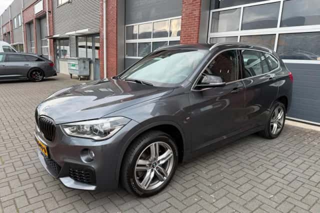 BMW X1 (2017) thumbnail 1