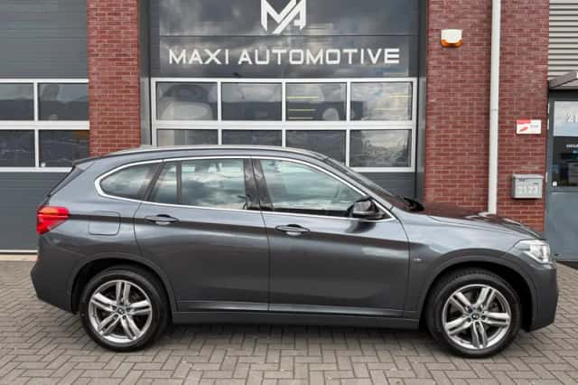 BMW X1 (2017) thumbnail 6