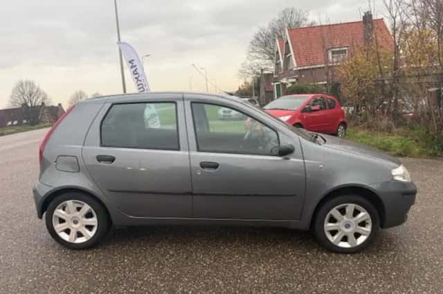Fiat Punto (2005) thumbnail 6