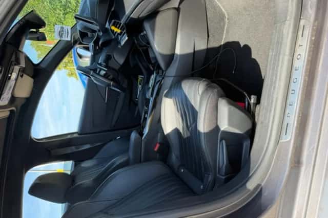 Peugeot 208 (2022) thumbnail 6