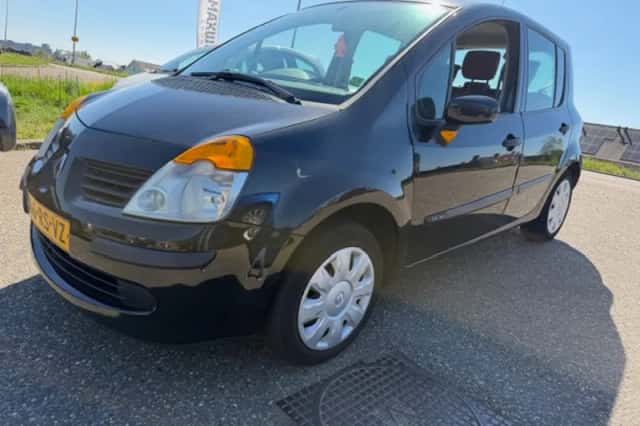 Renault Modus (2005) thumbnail 1