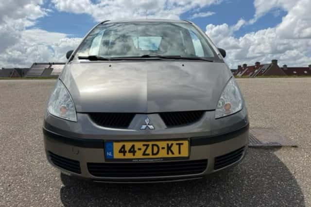 Mitsubishi Colt (2007) thumbnail 4