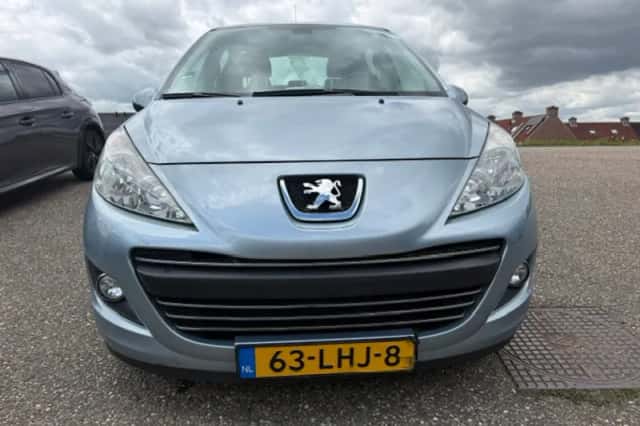 Peugeot 207 (2010) thumbnail 4