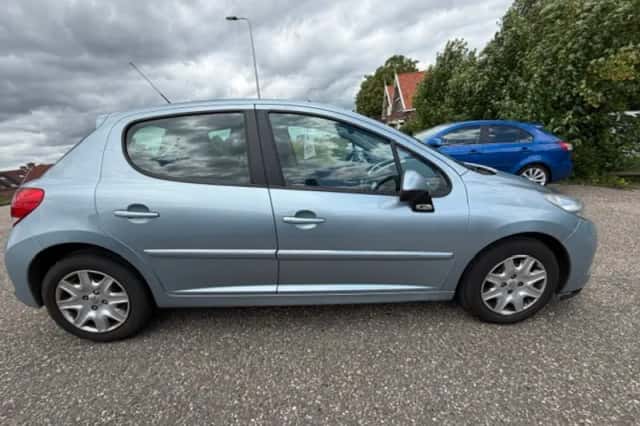Peugeot 207 (2010) thumbnail 6