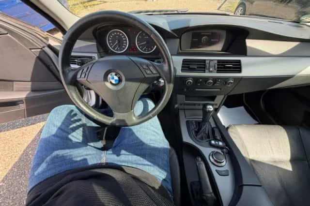 BMW 5-Serie (2007) thumbnail 2