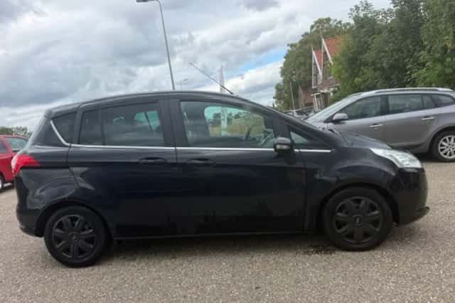 Ford B-Max (2013) thumbnail 6