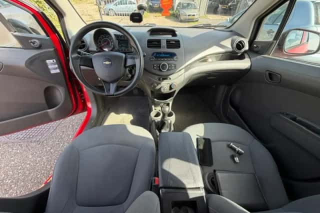 Chevrolet Spark (2012) thumbnail 2