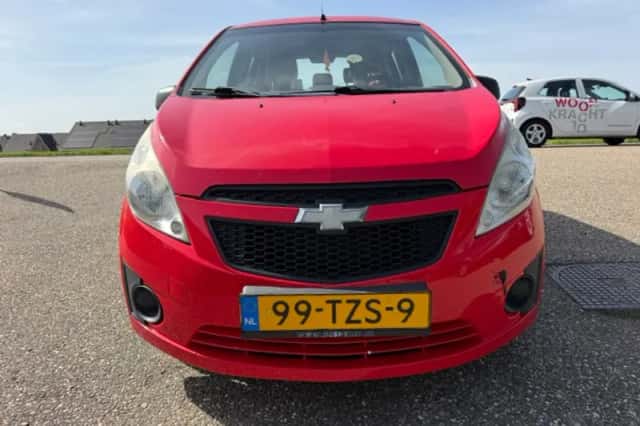 Chevrolet Spark (2012) thumbnail 4