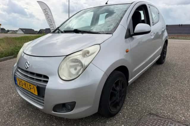 Suzuki Alto (2010) thumbnail 1