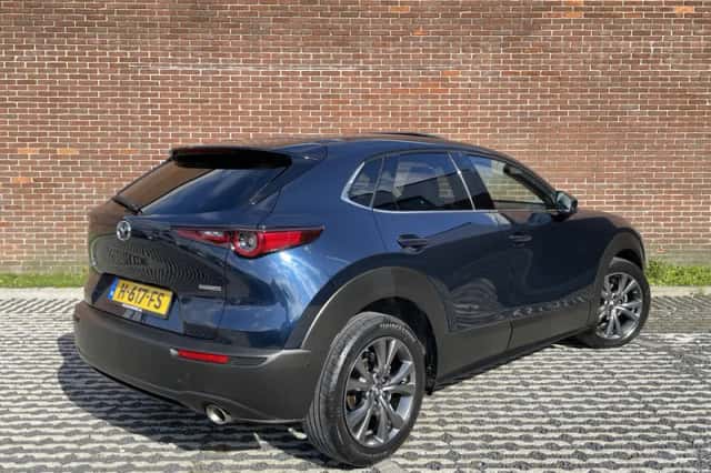 Mazda CX-30 (2020) thumbnail 2