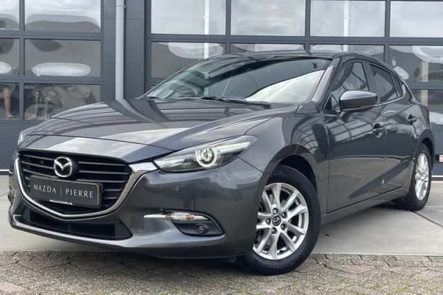 Mazda 3 (2017) thumbnail 2
