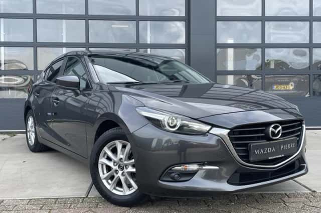 Mazda 3 (2017) thumbnail 3